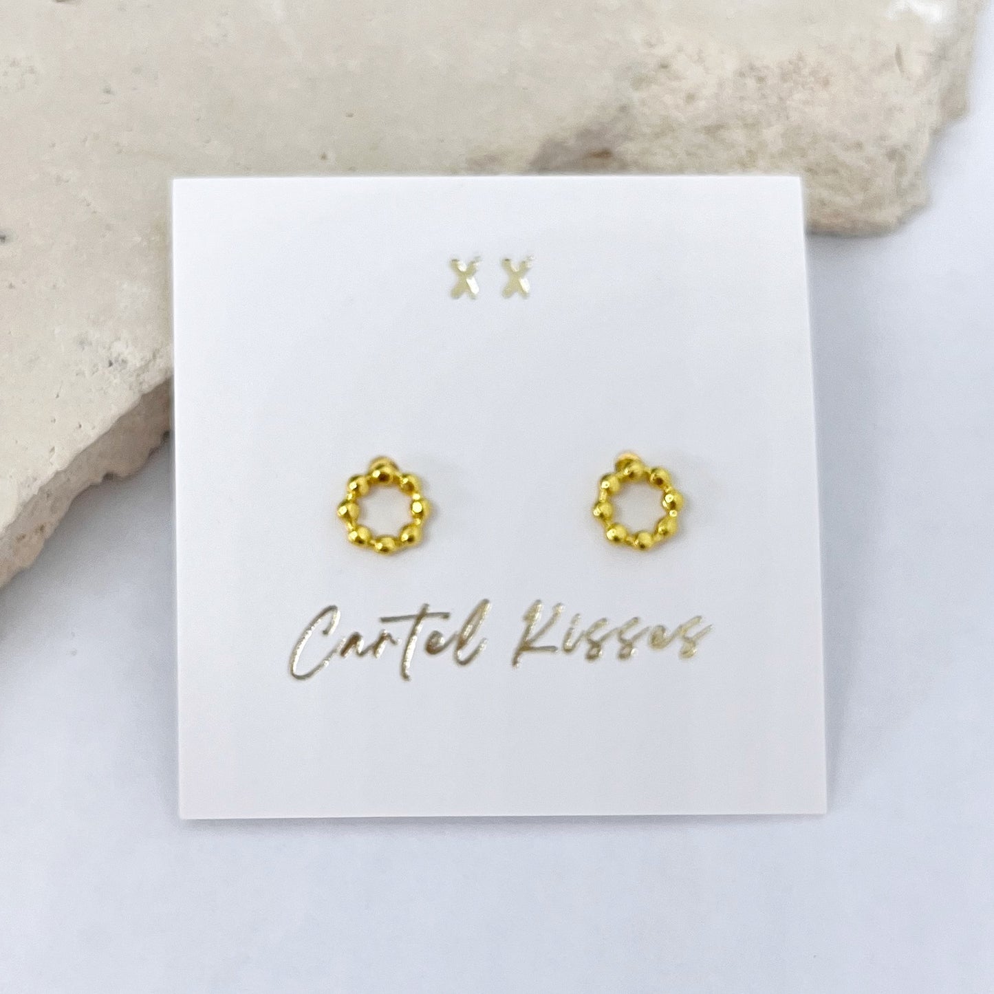 426 | SWEET CIRCLE STUDS | CARTEL KISSES