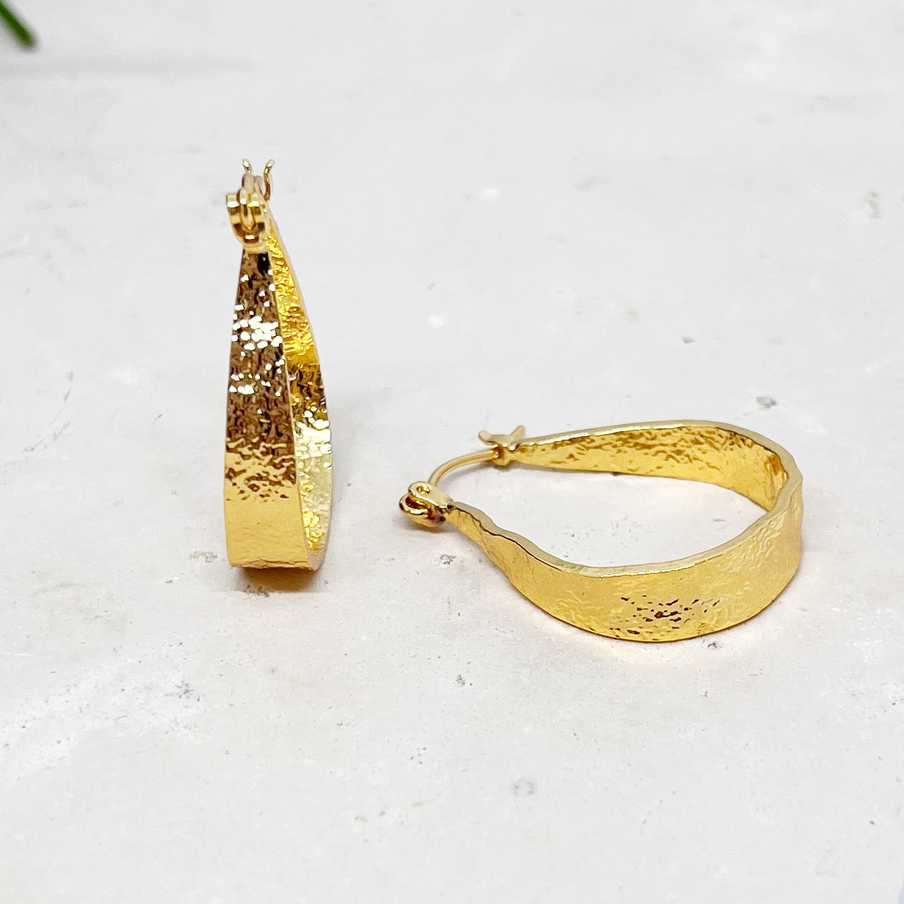 424 | FRANKIE EARRINGS | GOLD