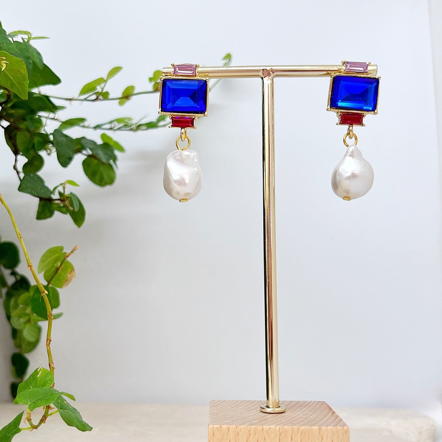 388 | CARMEN PEARL EARRINGS | SAPPHIRE