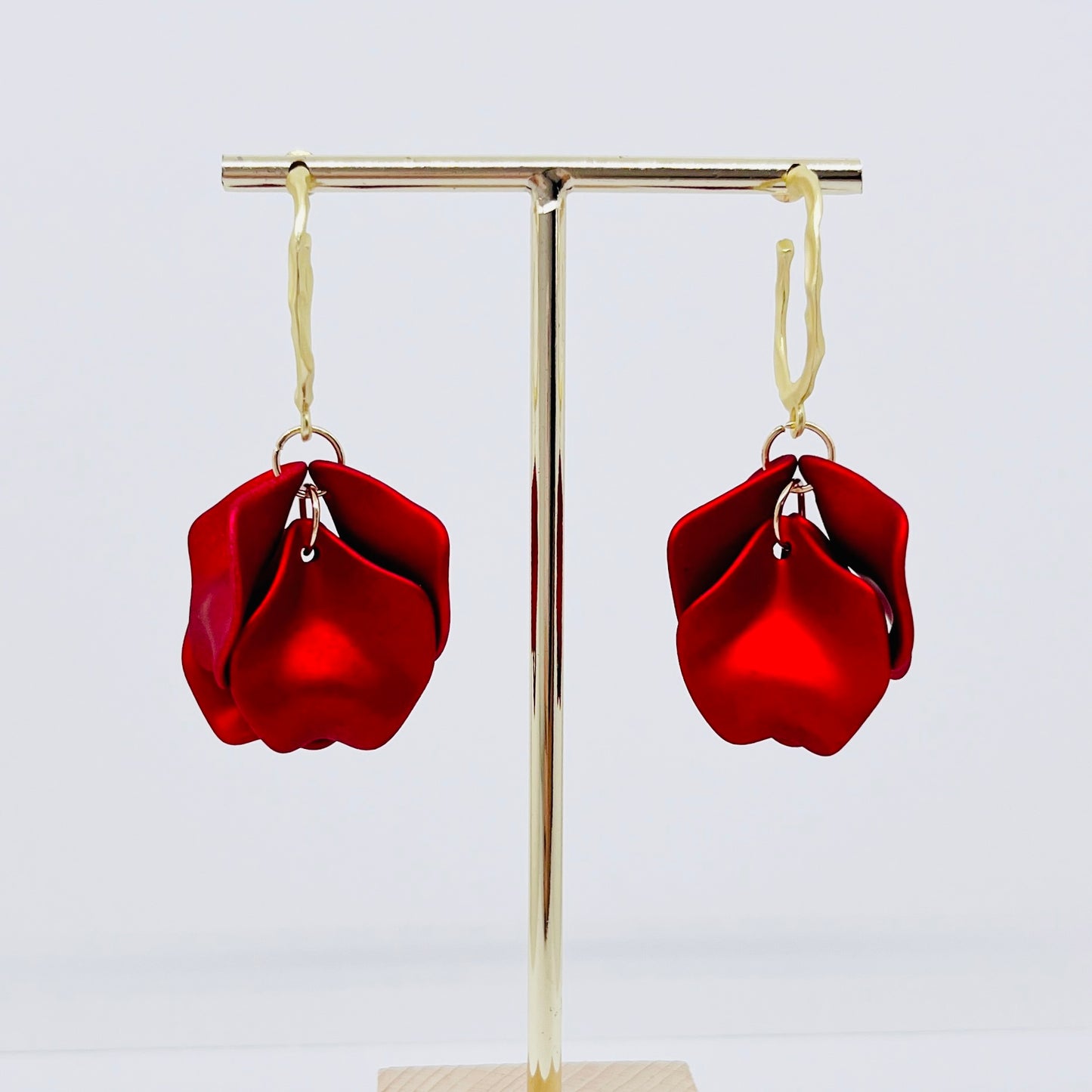 534 | LOUISA EARRINGS | VELVET RED