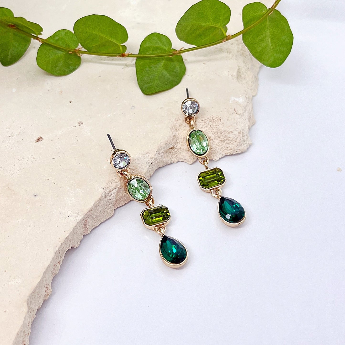 494 | ABIGAIL EARRINGS | EMERALD GREEN