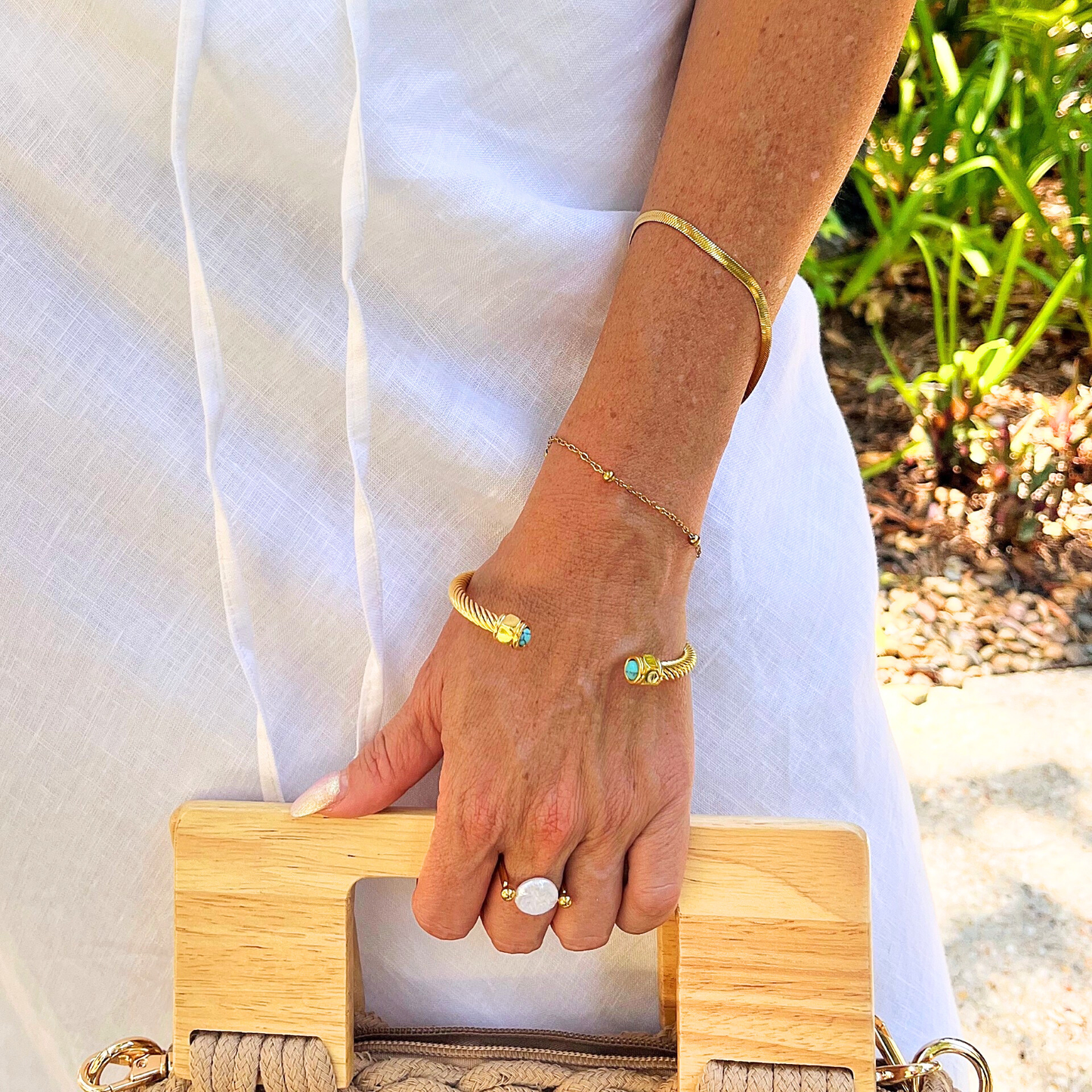 746 |BALL STATION BRACELET | GOLD