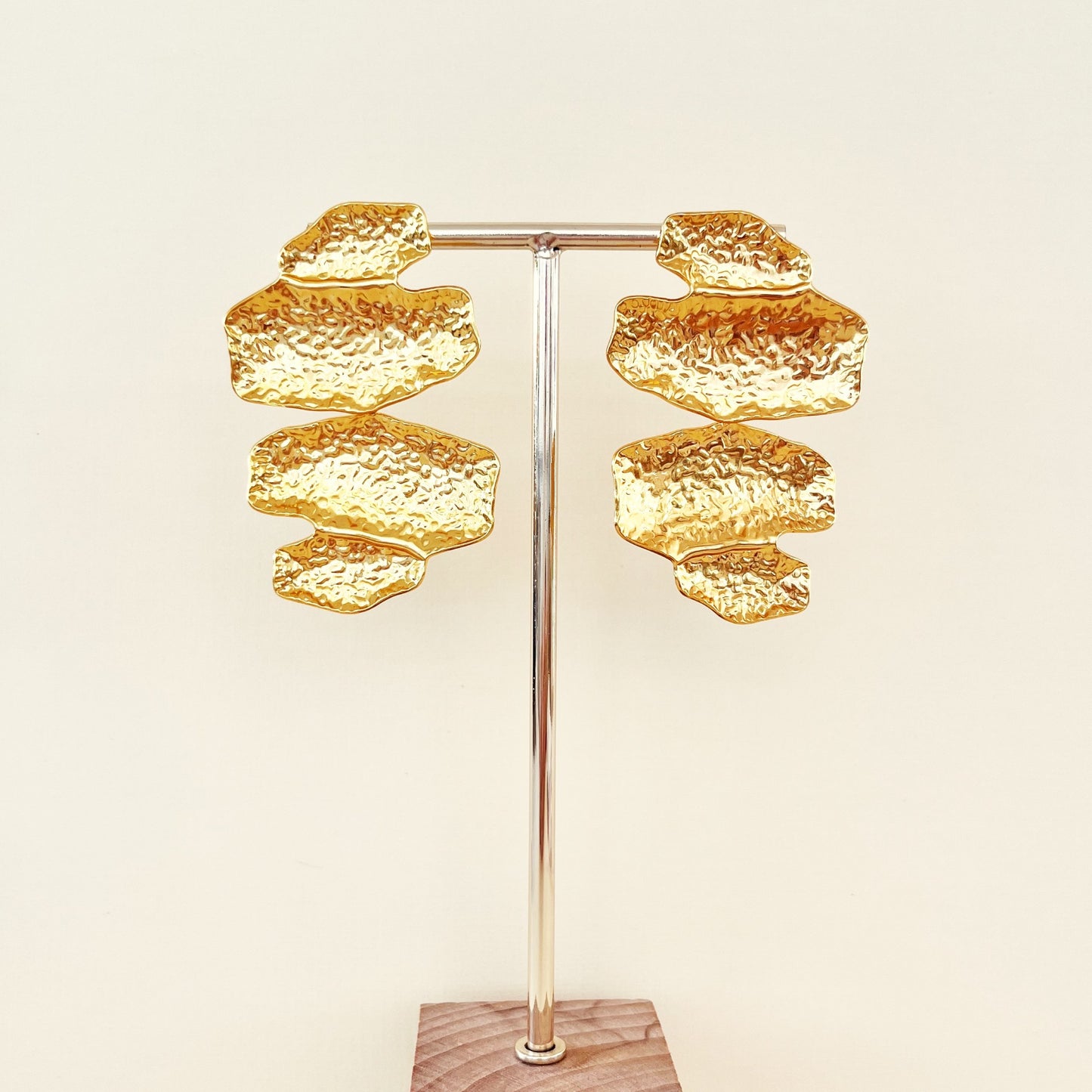 765 | EMERSON STATEMENT EARRINGS | GOLD