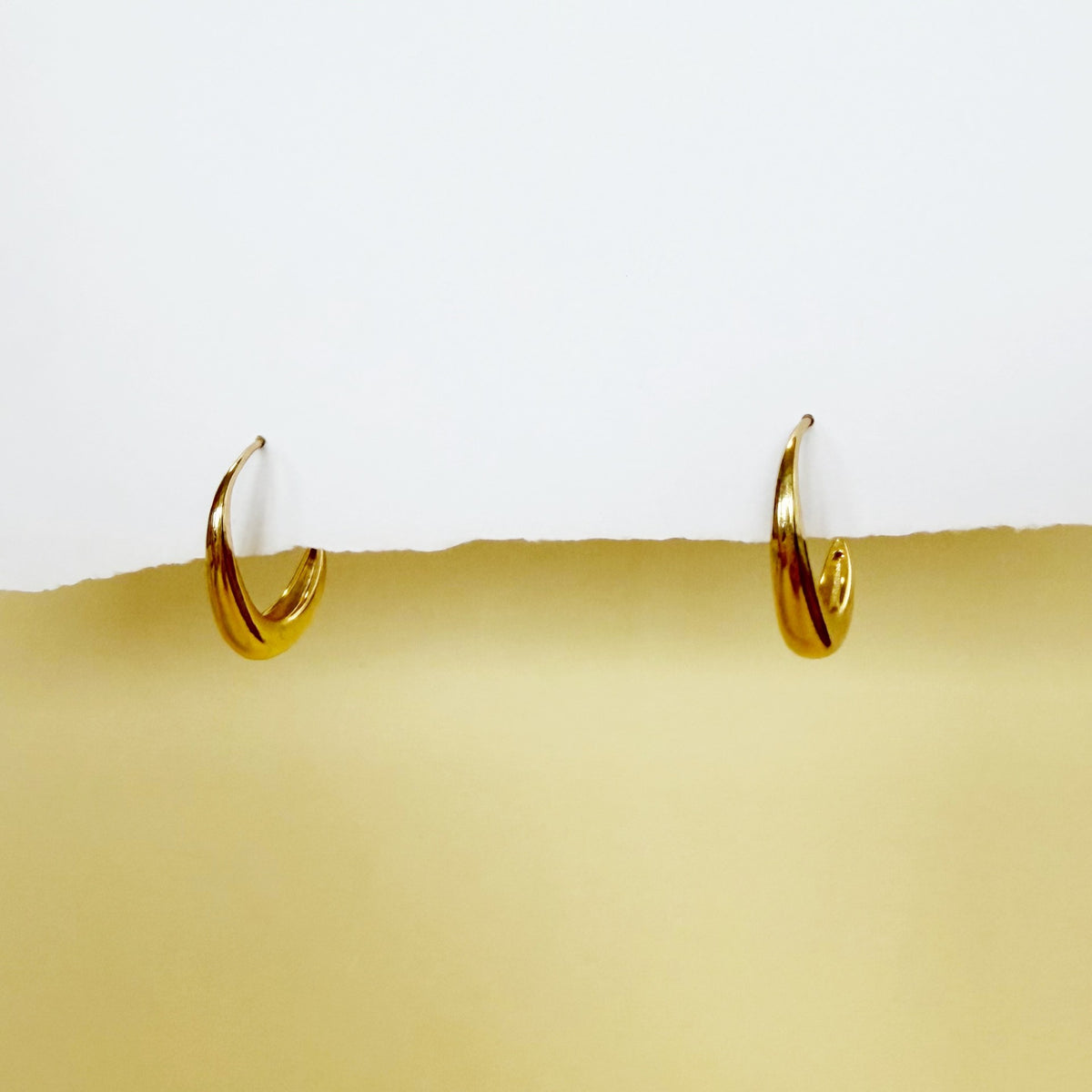 821 | FREYA EARRINGS | GOLD