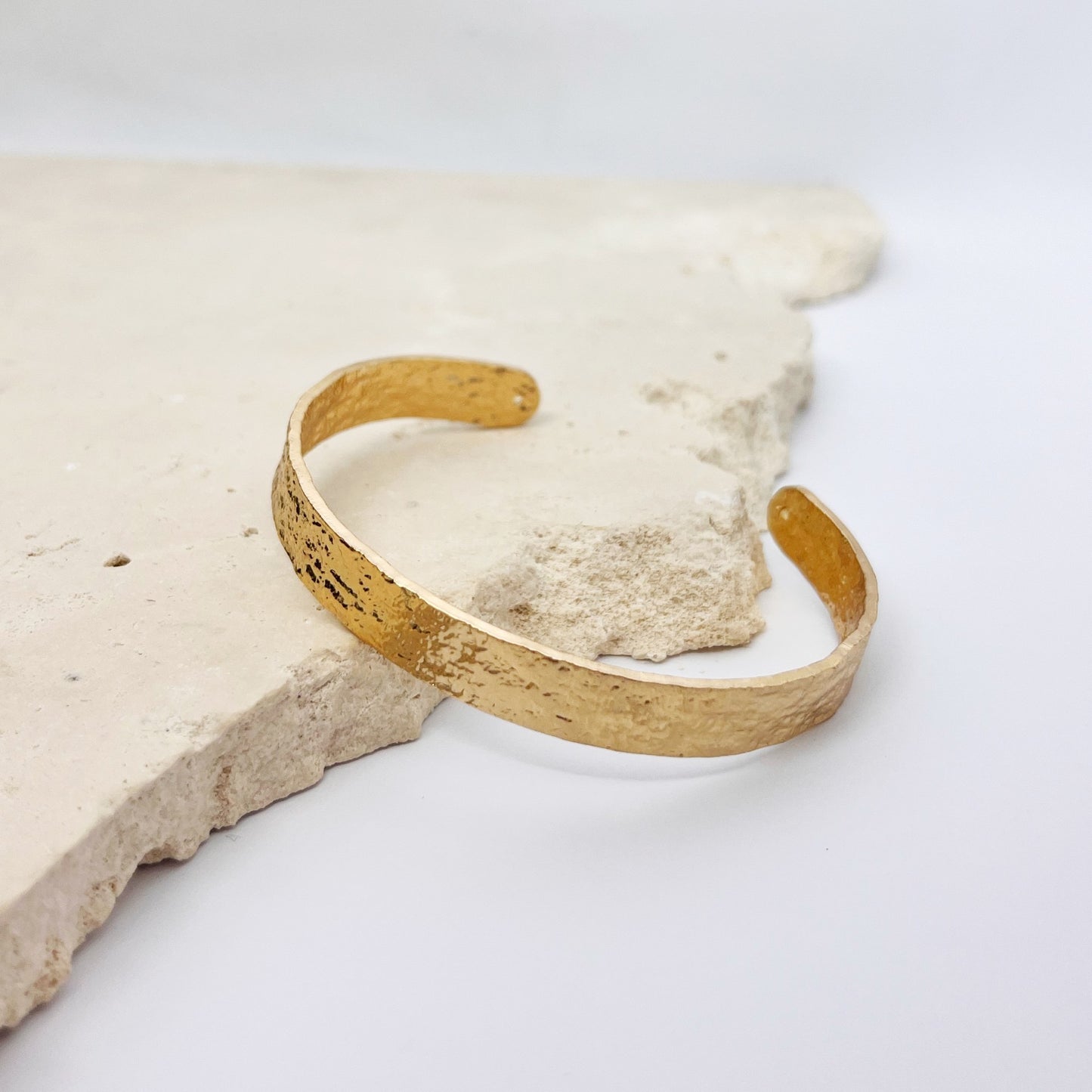 576 | CHARLI CUFF | GOLD