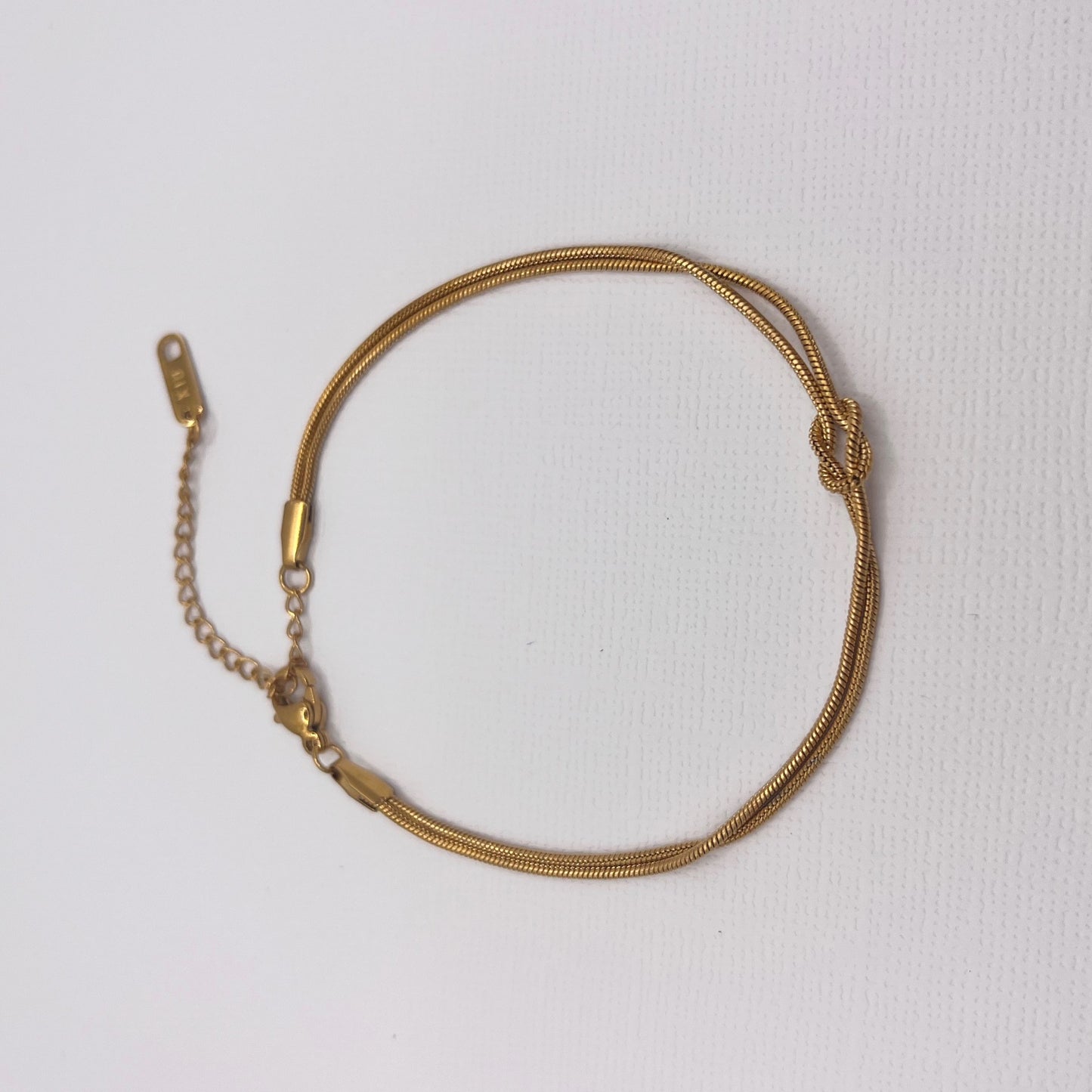 590 | LOVE KNOT BRACELET | GOLD