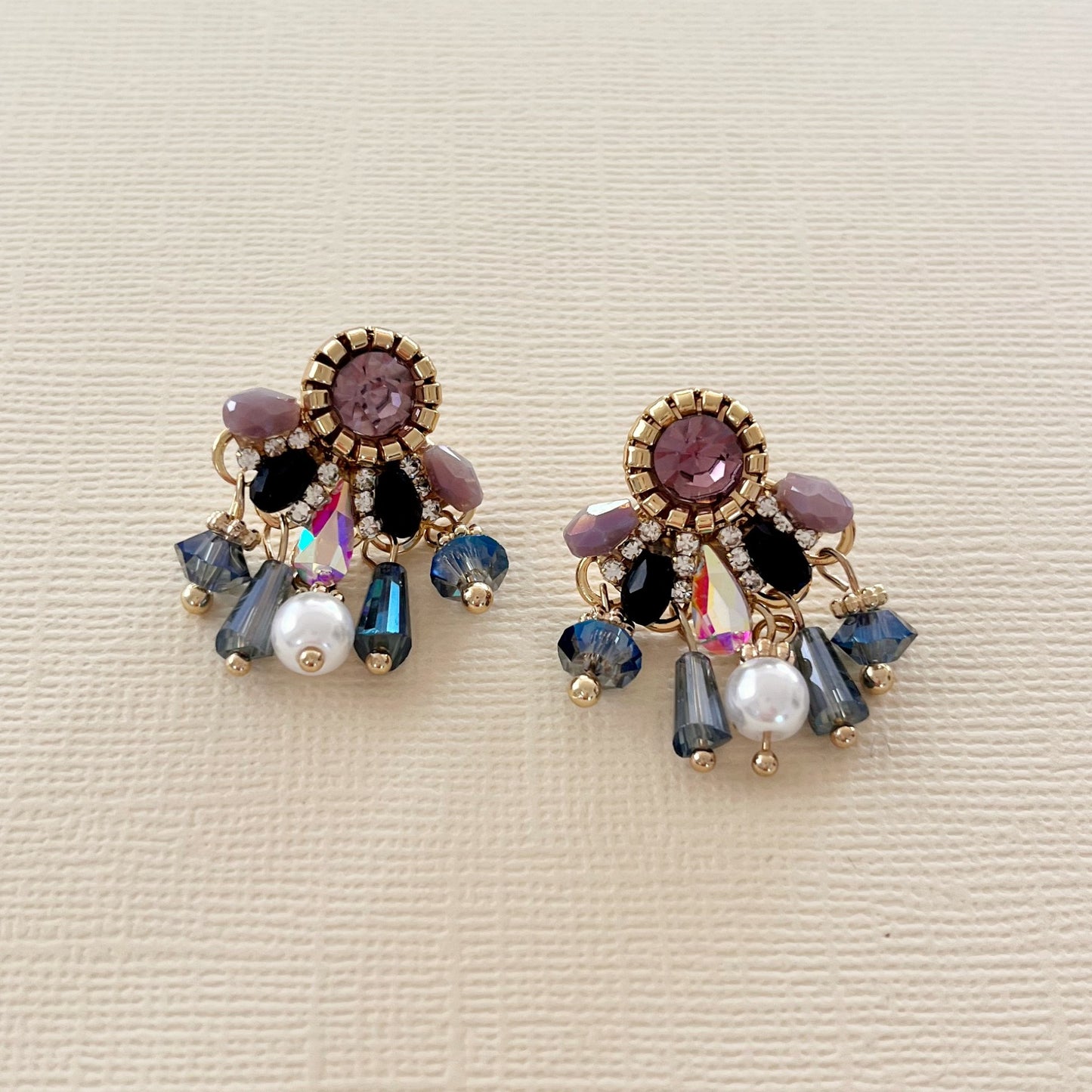 687 | HYACINTH EARRINGS
