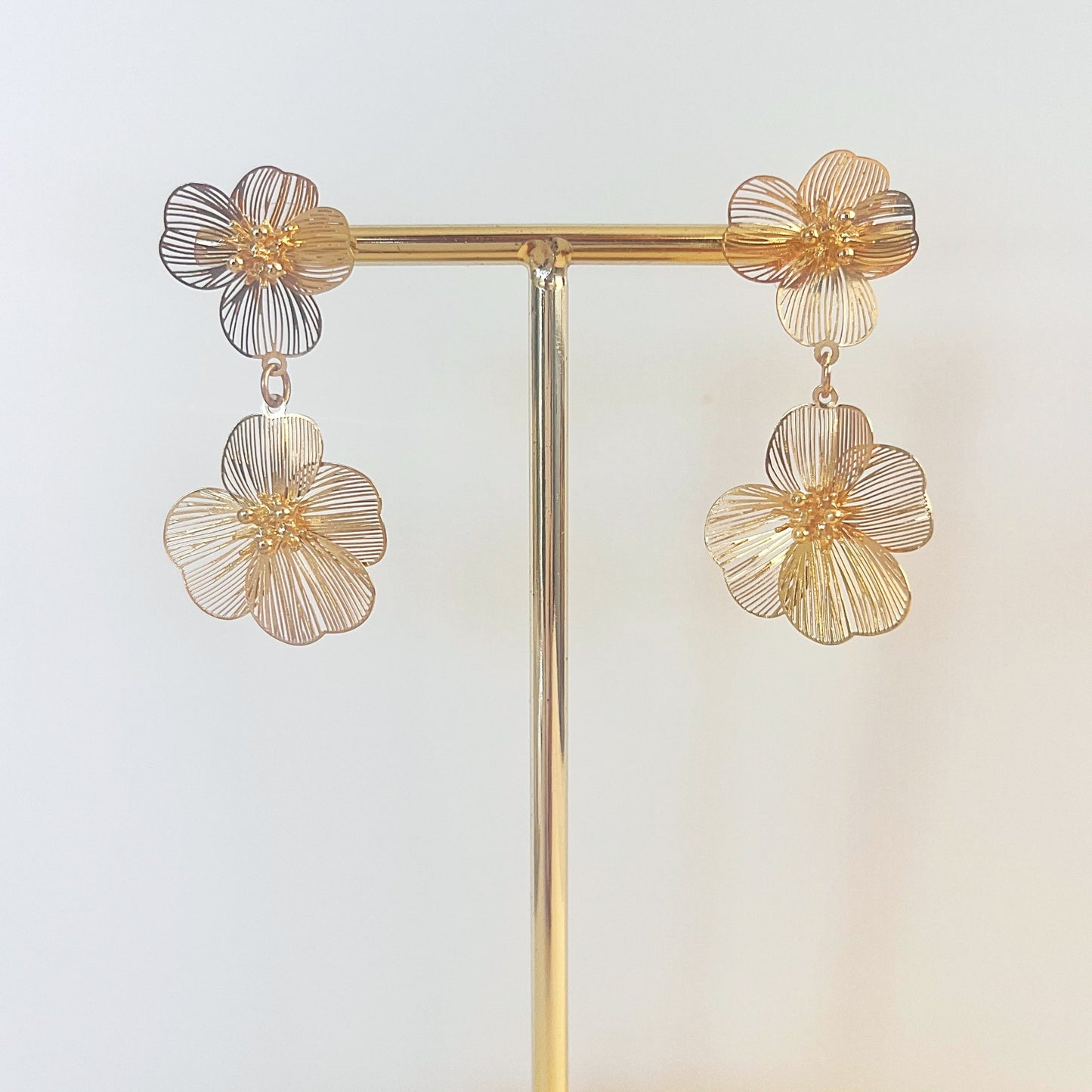 711 | MINI IVANNA EARRINGS