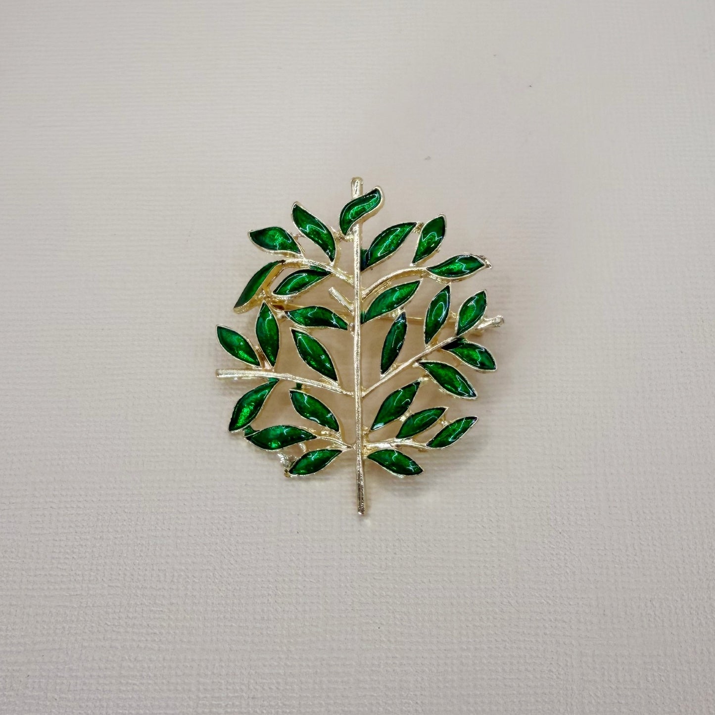 824 | OLIVE BRANCH BROOCH | GREEN & GOLD