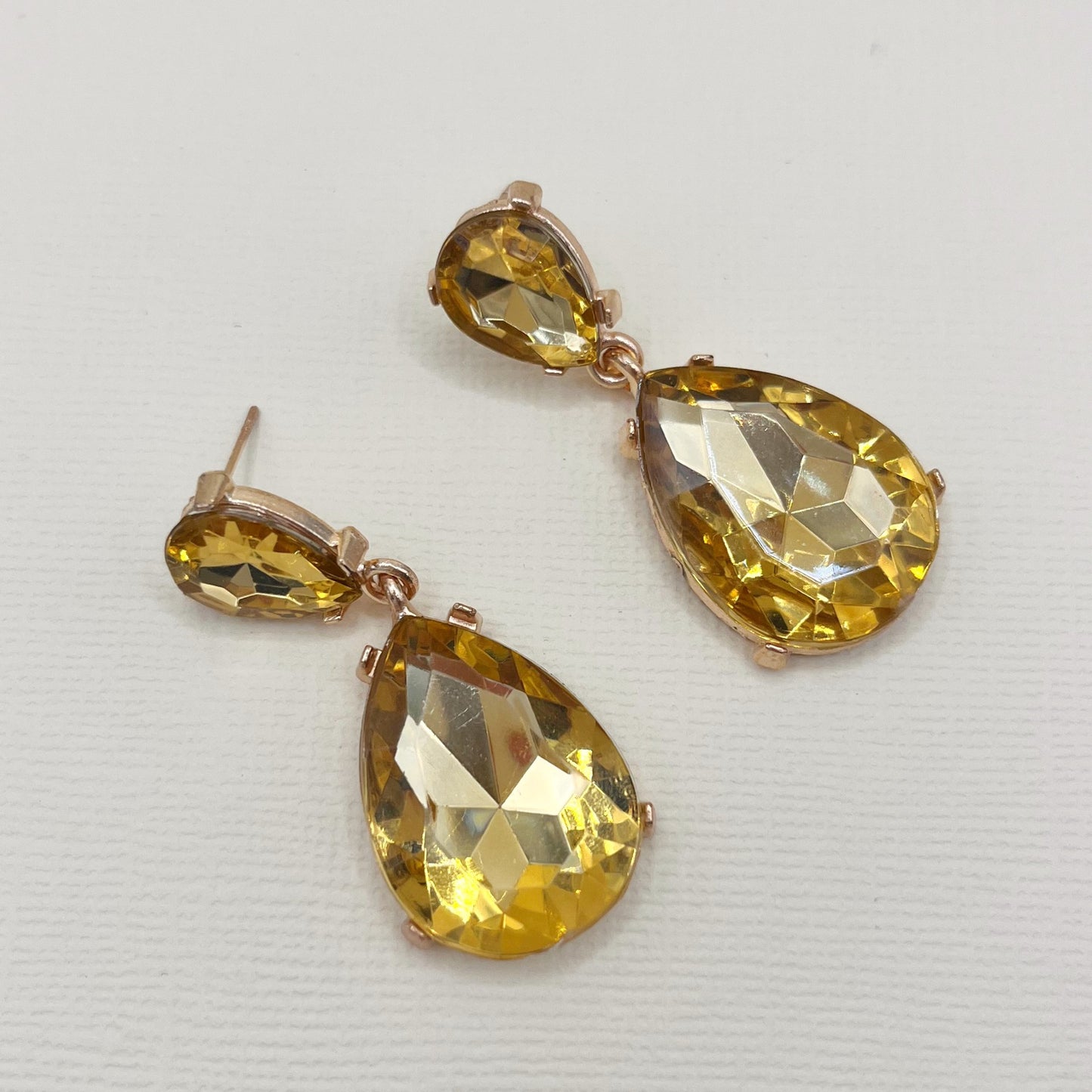 660 | AMELIA EARRINGS | TOPAZ