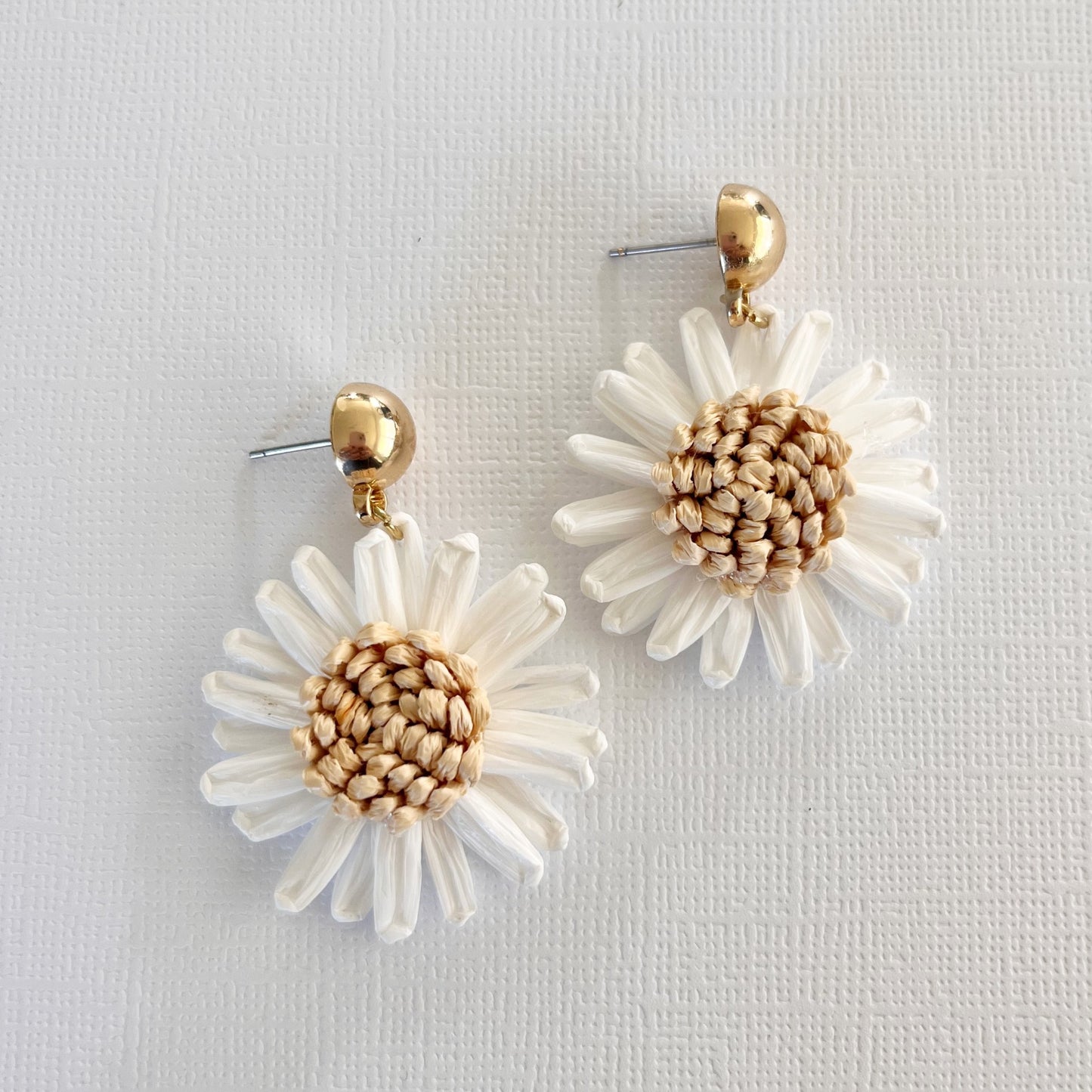 577 | DAFFODIL EARRINGS | WHITE