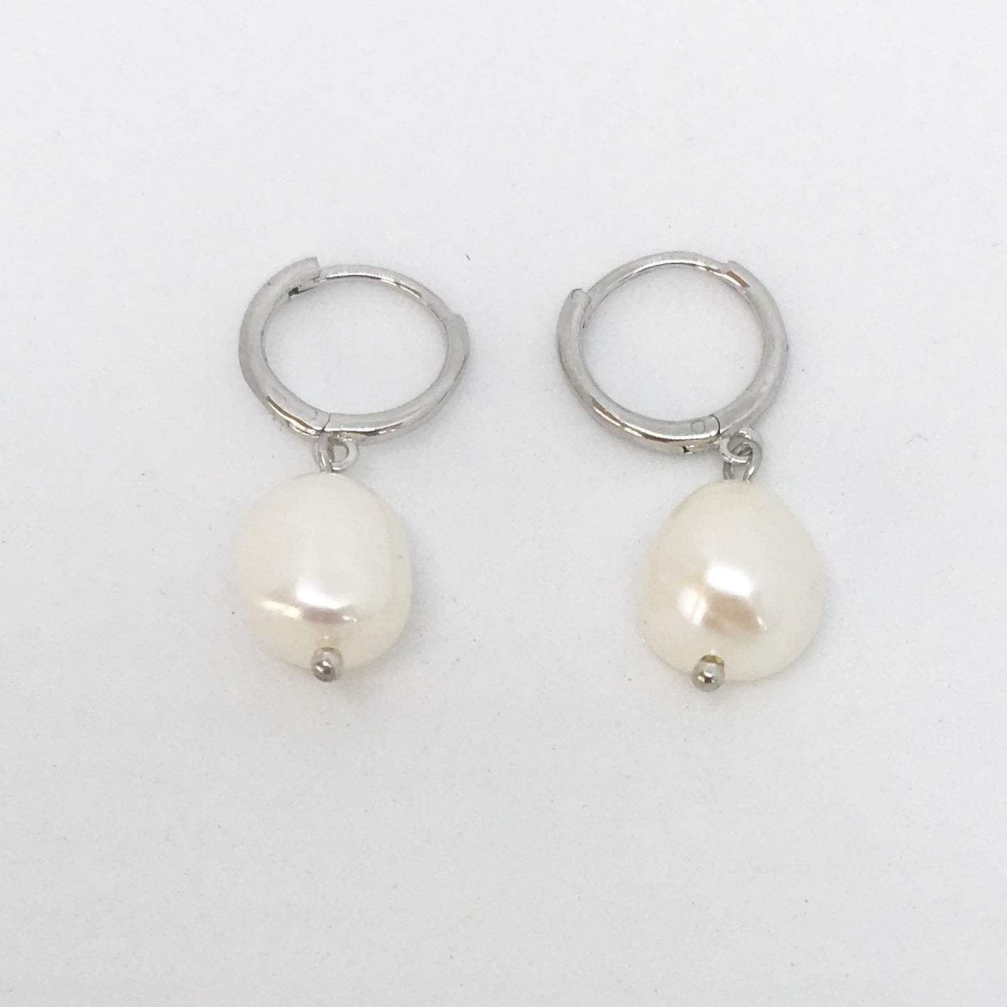 178 | JADE FRESHWATER PEARL HUGGIES | STERLING SILVER