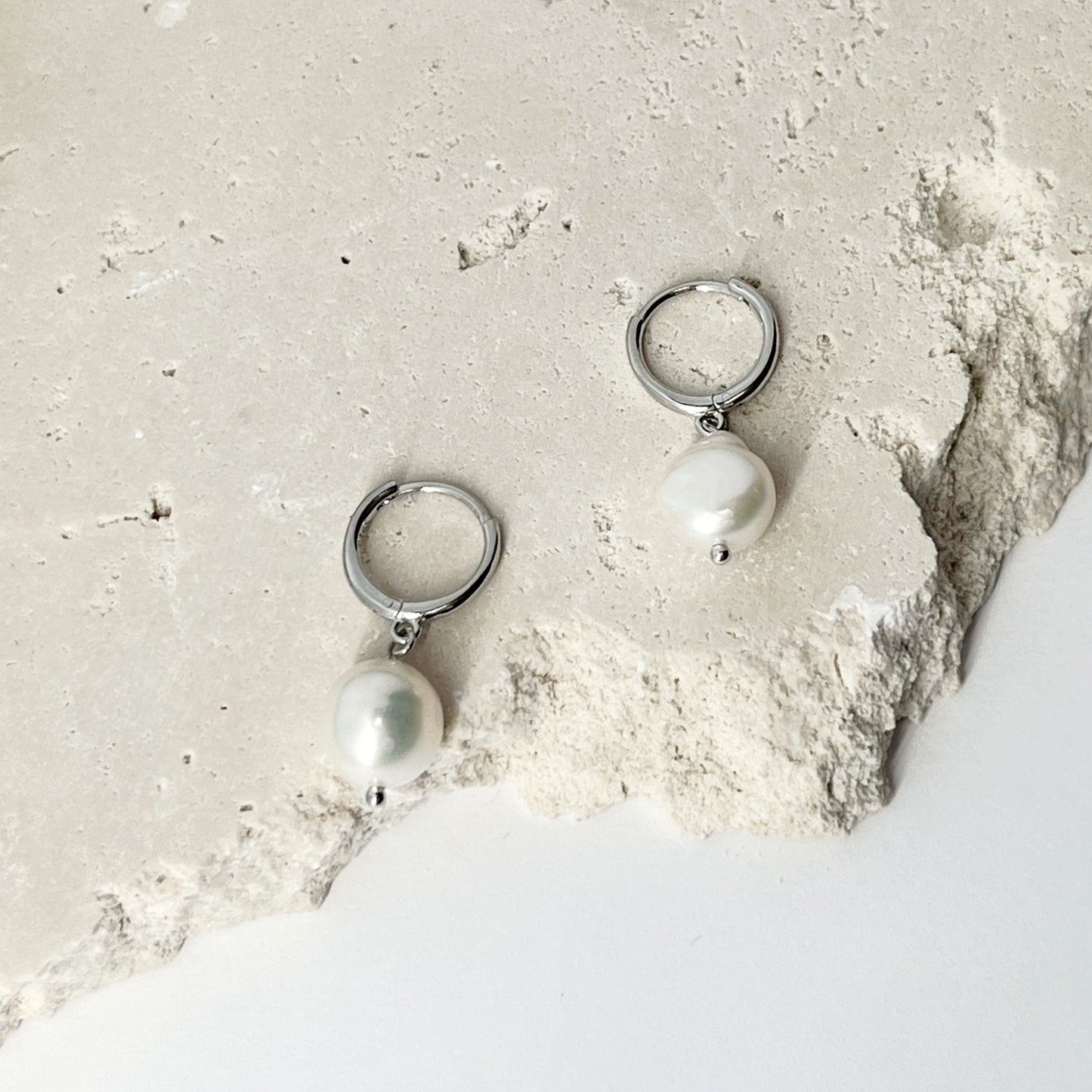 178 | JADE FRESHWATER PEARL HUGGIES | STERLING SILVER