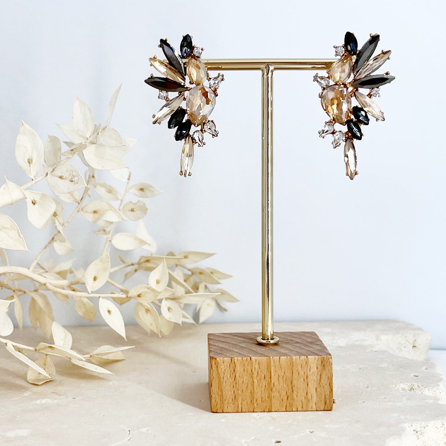 260 KATE EARRINGS | SMOKE