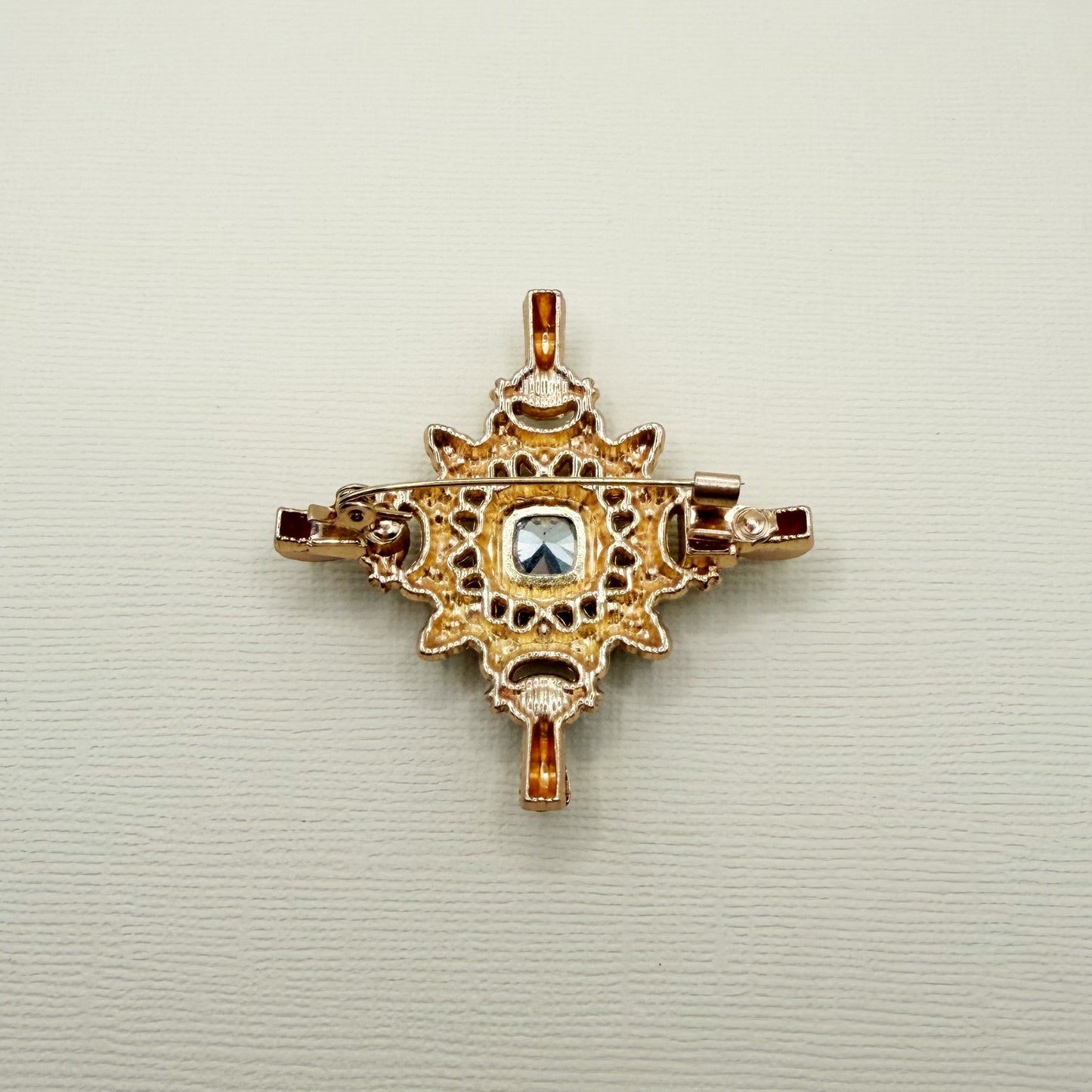 807 | REGAL EMBELLISHED BROOCH
