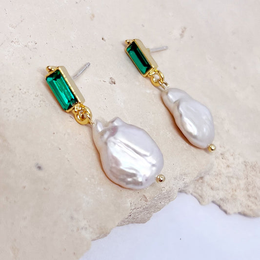 436 | SAMMIE EMERALD WITH BAROQUE PEARL