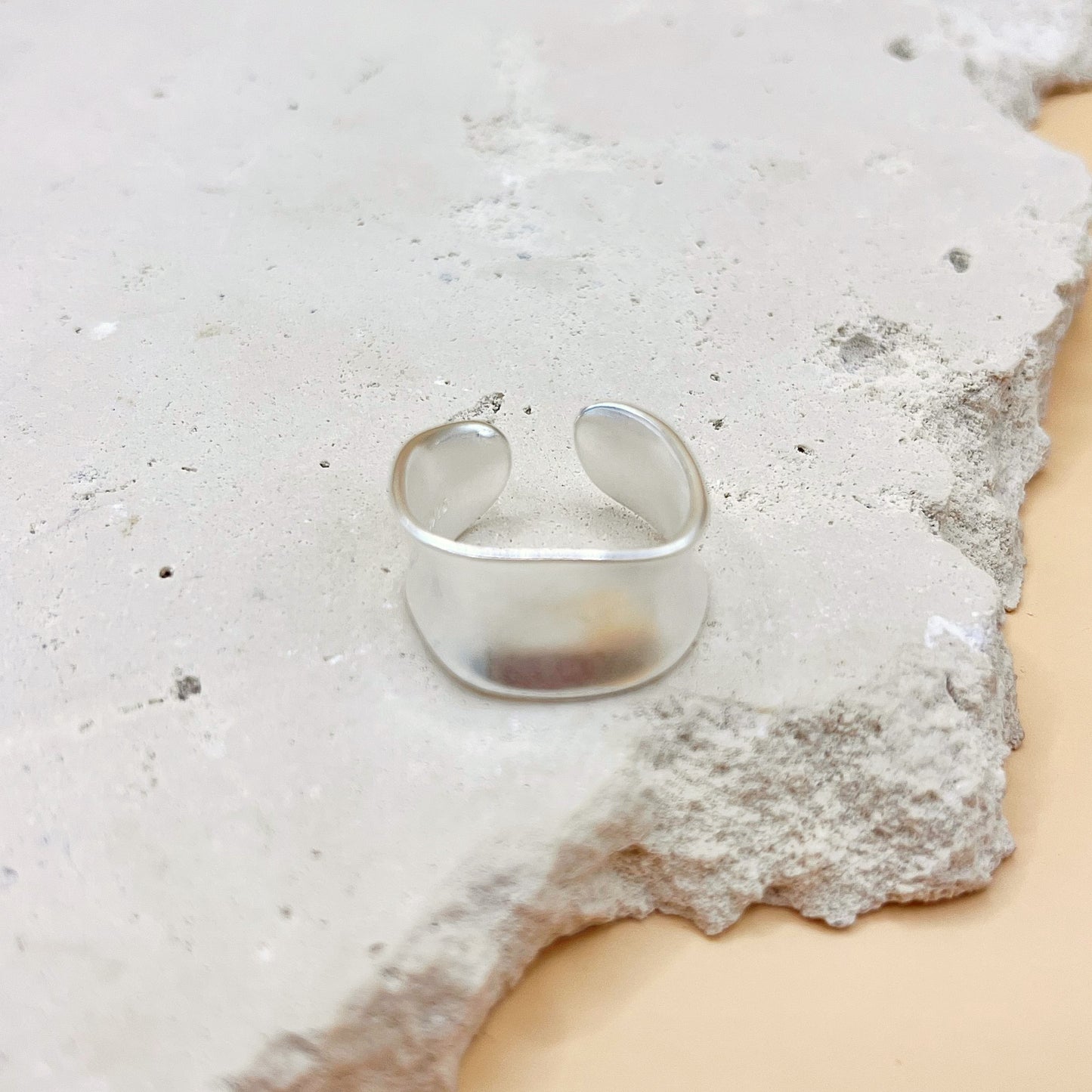 624 | ARLINGTON RING | MATTE SILVER