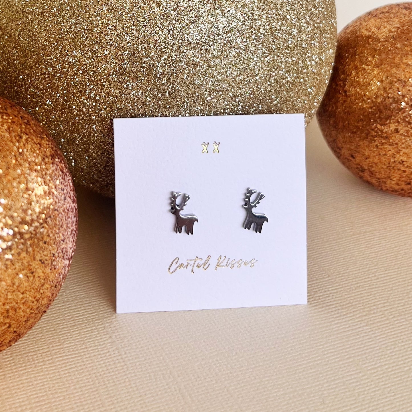 266 | CHRISTMAS | CARTEL KISSES