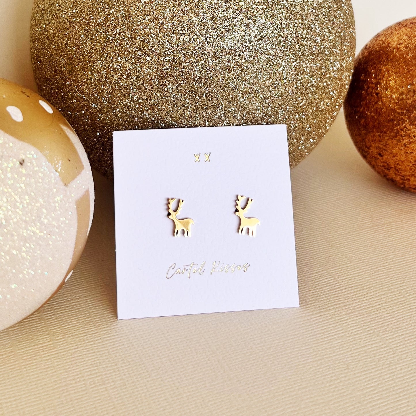 266 | CHRISTMAS | CARTEL KISSES