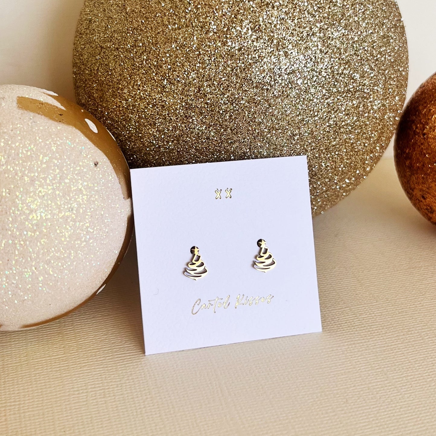 266 | CHRISTMAS | CARTEL KISSES