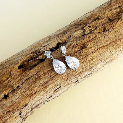 863 |  Bella Pear Drop Earrings | Silver