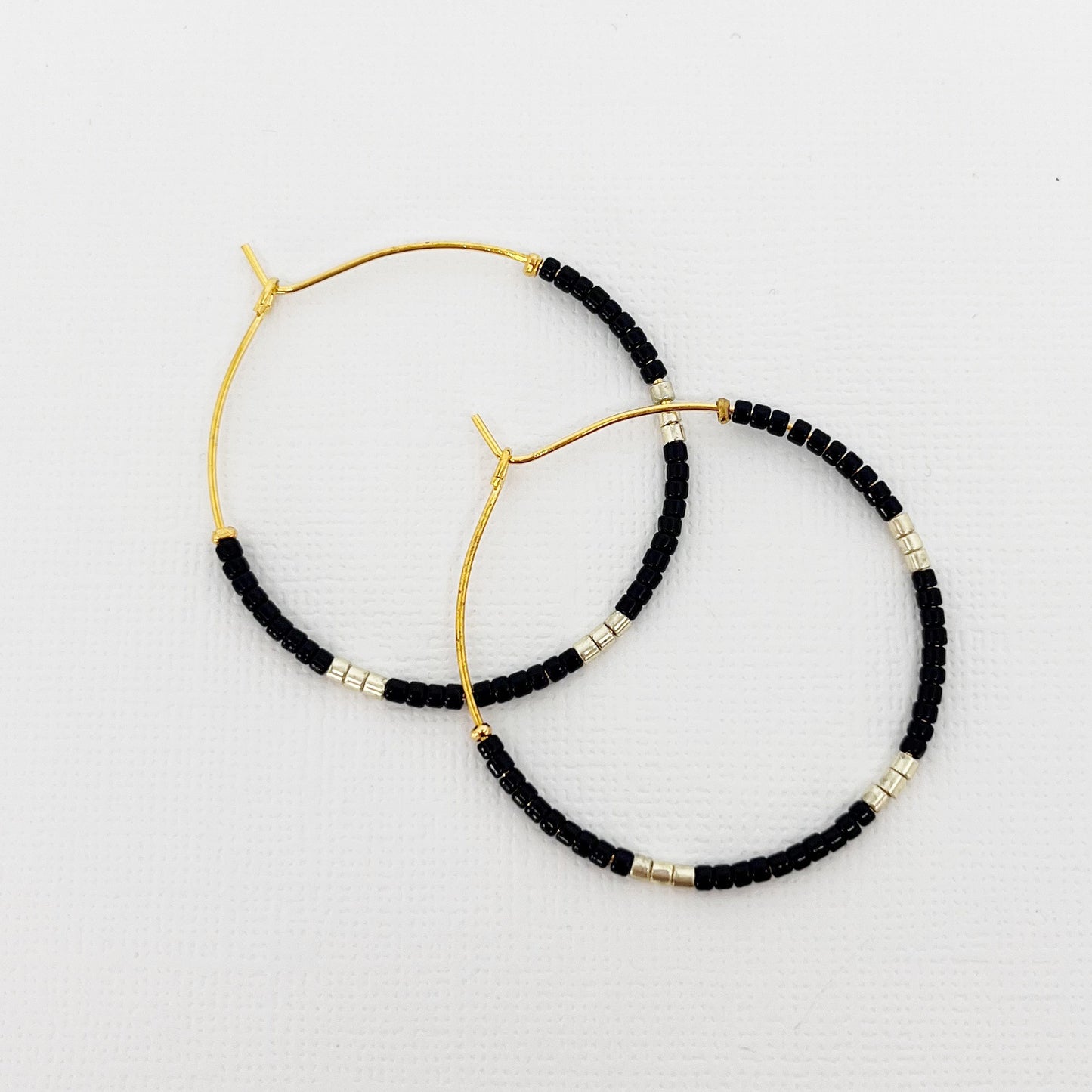 588 | SUMMER HOOP EARRINGS | BLACK