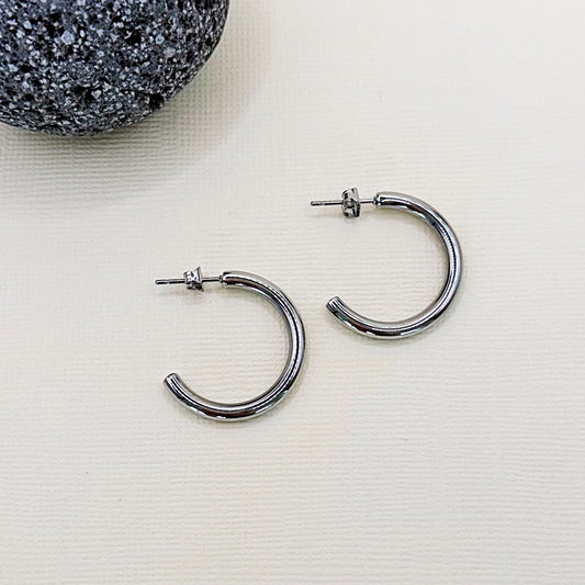 875 | CARTER 25mm HOOP EARRINGS  | SILVER