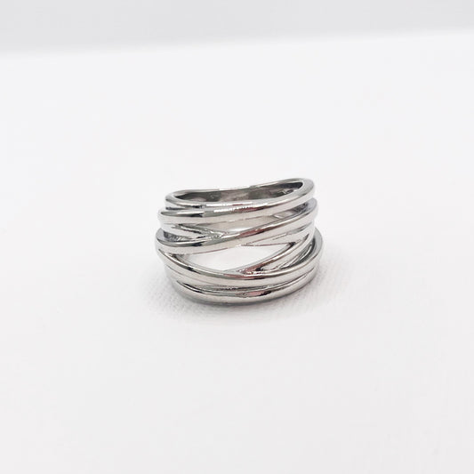 602 | CELINE CRISS CROSS RING | SILVER