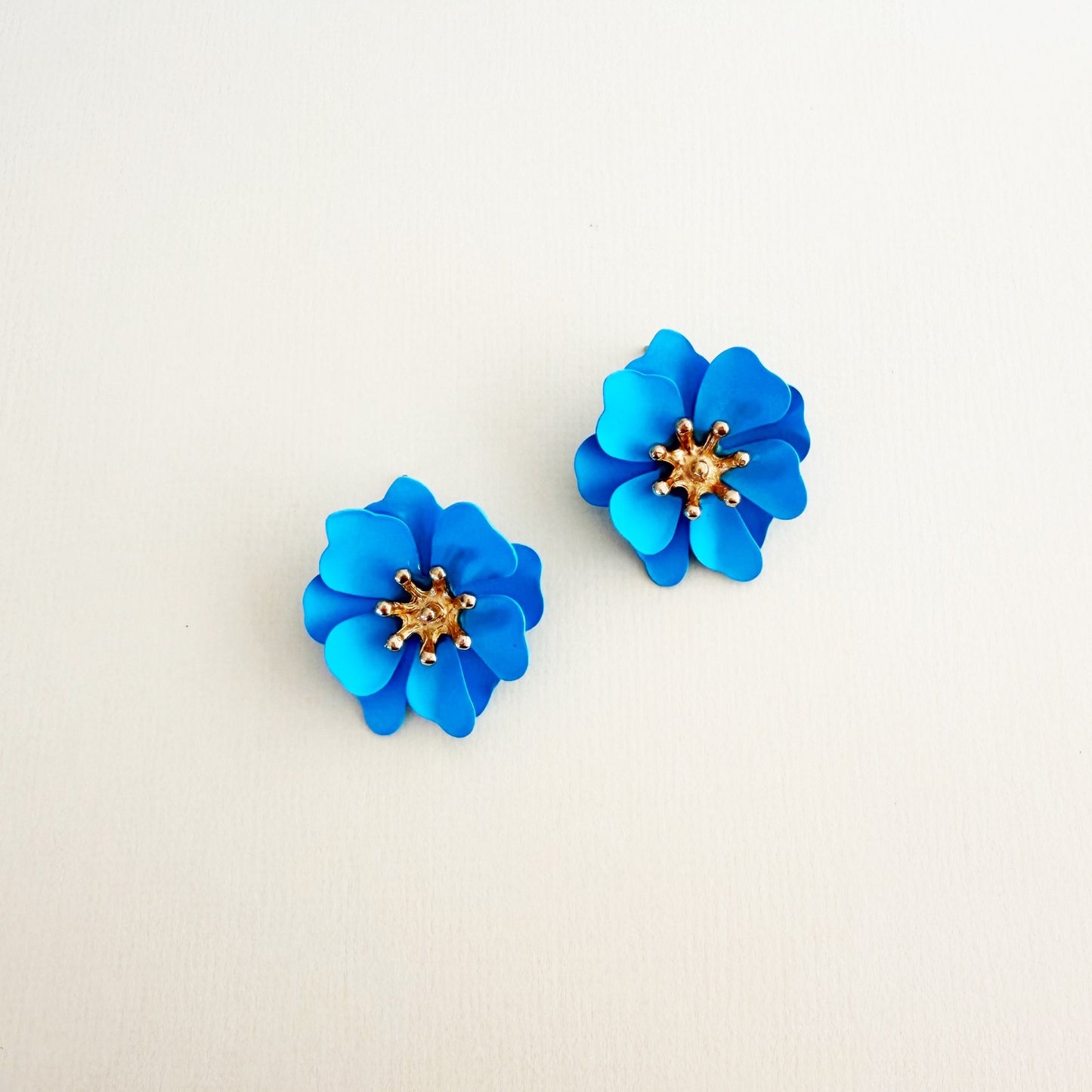 866 | COLETTE EARRINGS | POWDER BLUE
