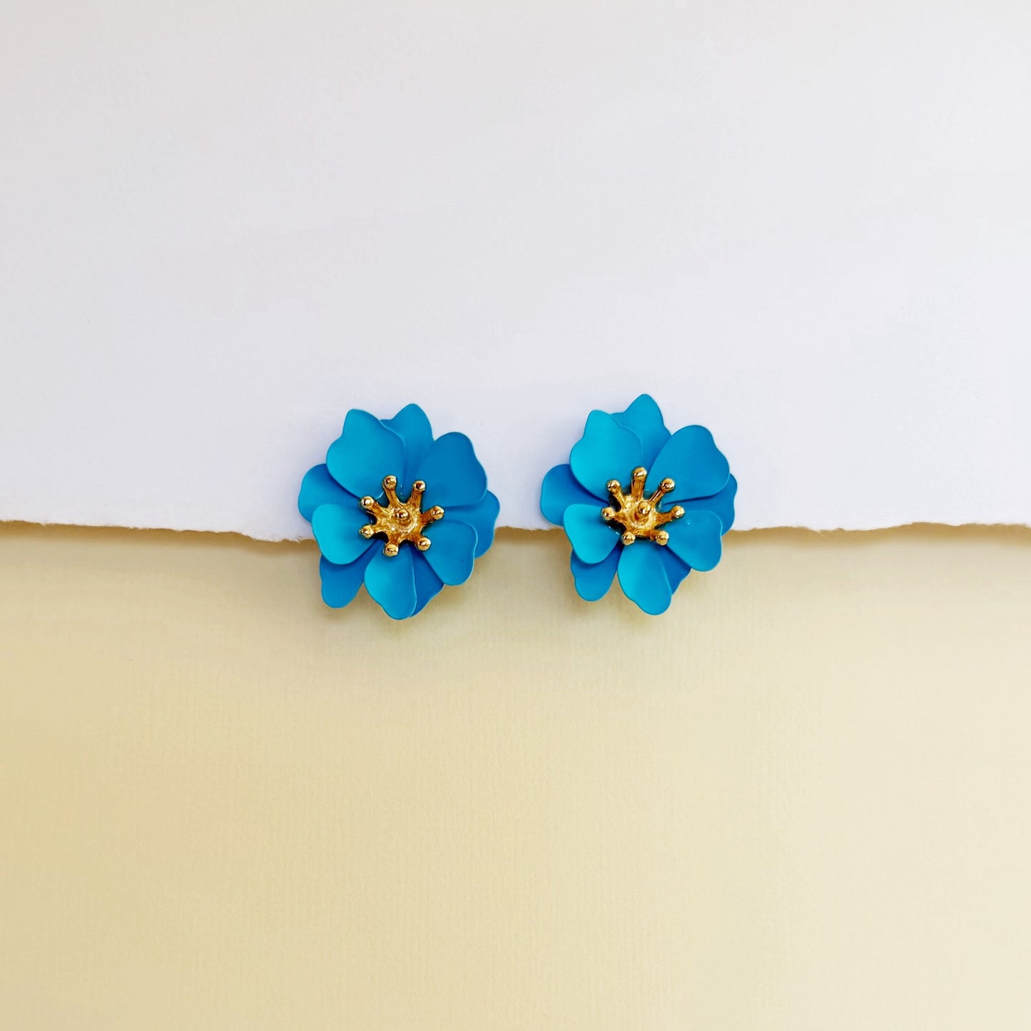 866 | COLETTE EARRINGS | POWDER BLUE