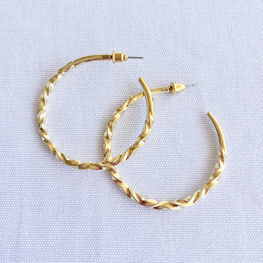 570 | DANIELA HOOP EARRINGS  | GOLD