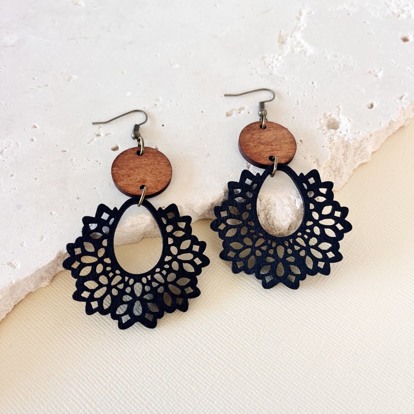 738 | DOROTHY FILIGREE EARRINGS | BLACK