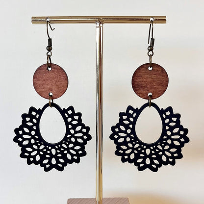 738 | DOROTHY FILIGREE EARRINGS | BLACK