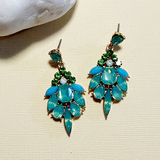 867 | ELODIE EARRINGS | PERIDOT GREEN