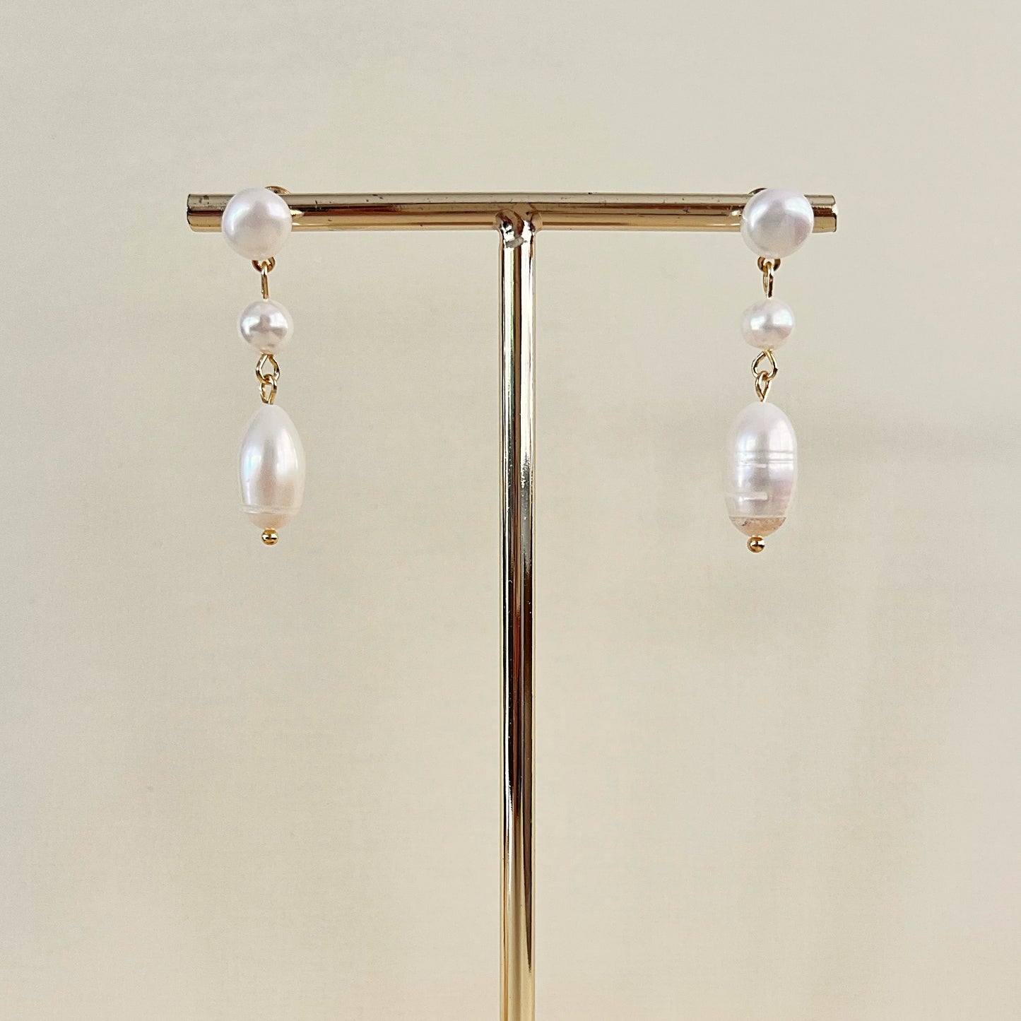 652 | EVIE FRESHWATER PEARL EARRINGS