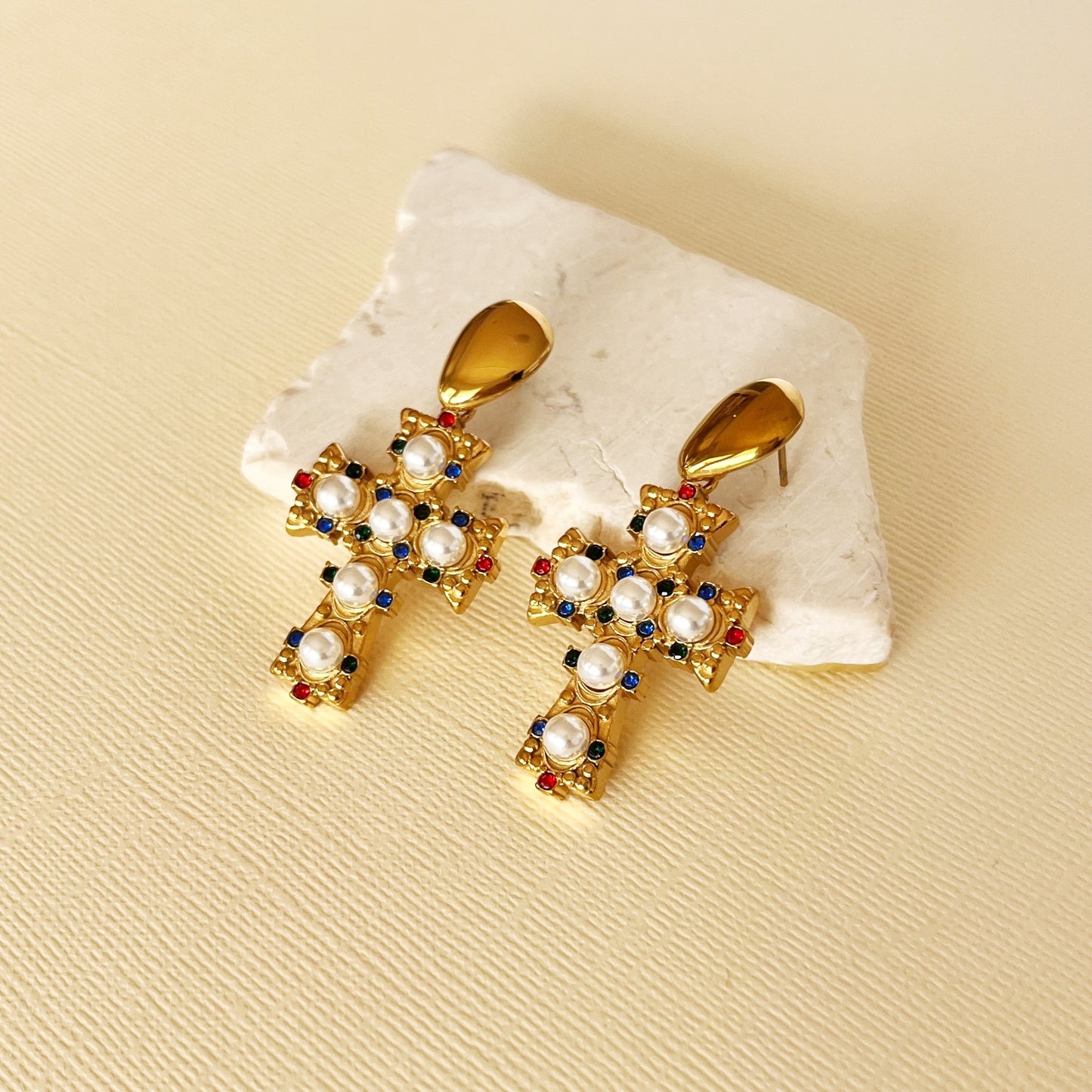 797 | FAITH EMBELLISHED CROSS EARRINGS | GOLD