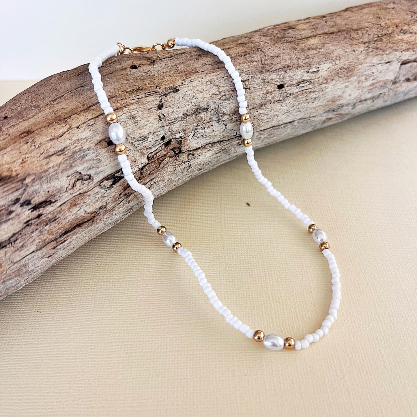 780 | FINN PEARL CHOKER | WHITE