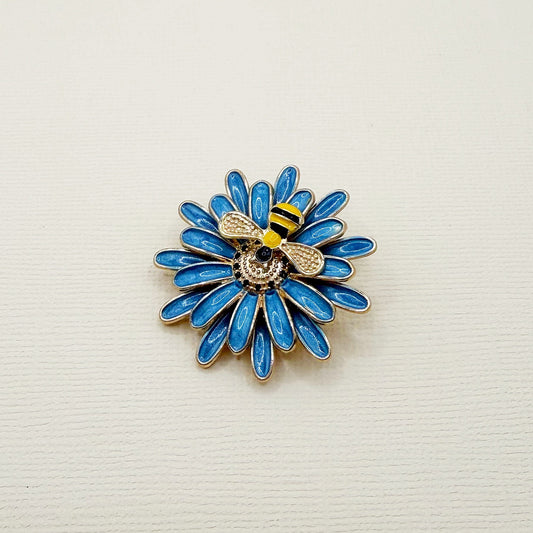 805 | BUMBLE BEE ON FLOWER BROOCH