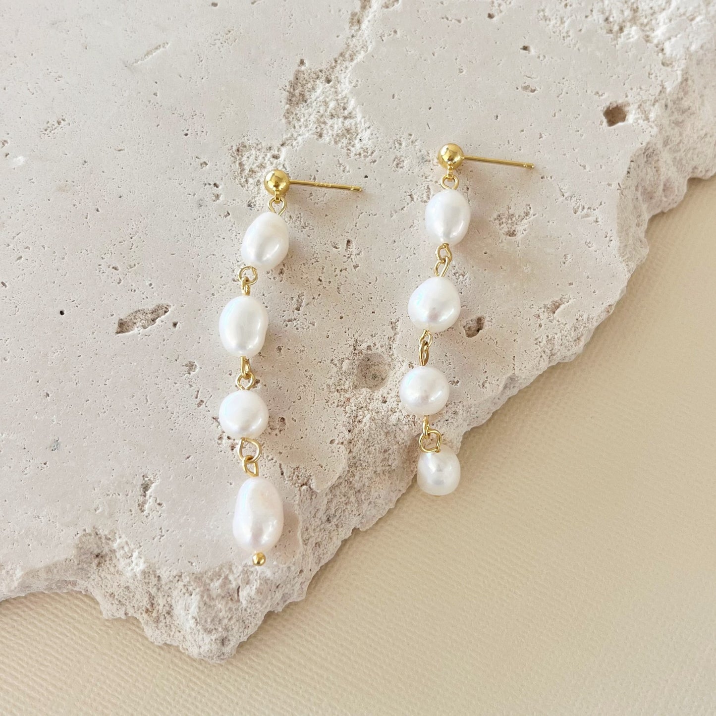 757 | GEORGIE FRESHWATER PEARL EARRINGS | GOLD