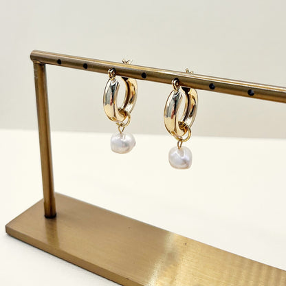 644 |  GRETA PEARL EARRINGS | GOLD