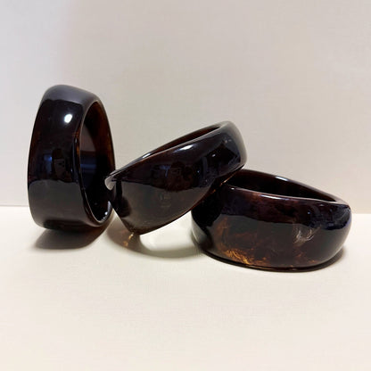 781 | HAYES RESIN BANGLE | DARK CHOCOLATE