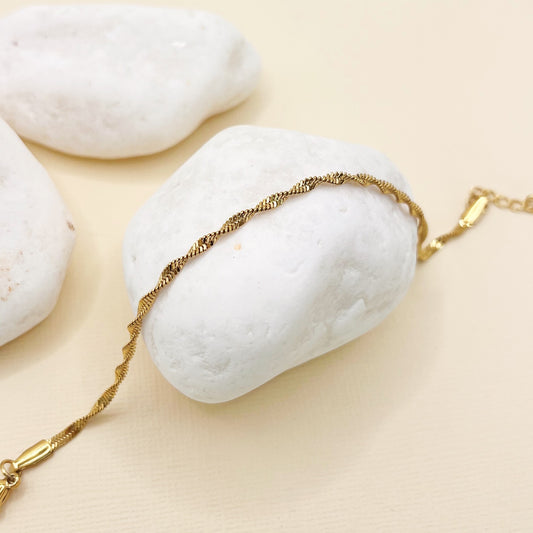 747 | HERRINGBONE TWIST BRACELET | GOLD