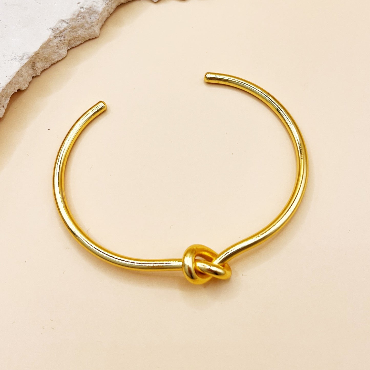 604 | KNOT CUFF | GOLD