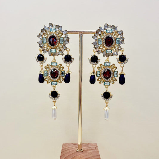 672 | LILIBET EARRINGS - Limited Edition