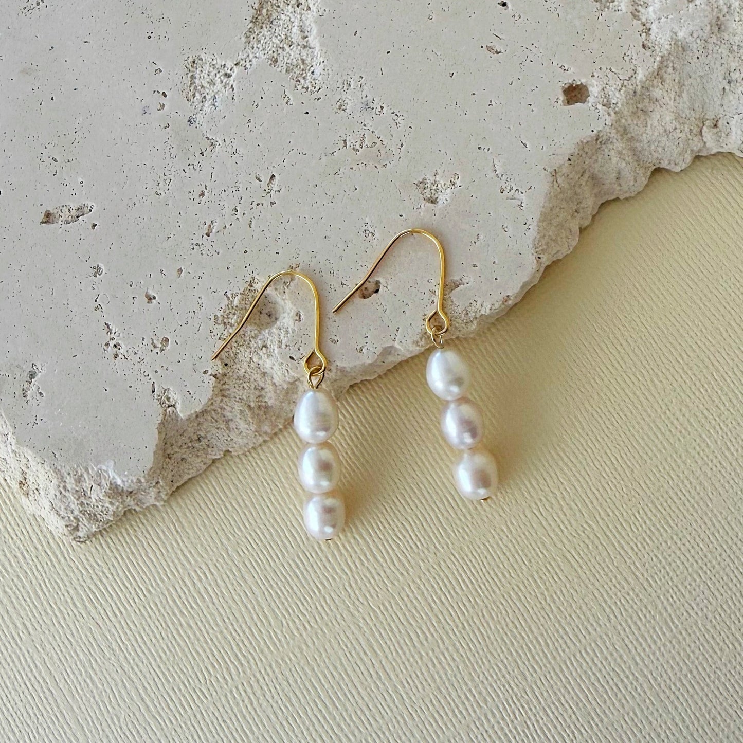851 |  MABEL FRESHWATER PEARL EARRINGS | GOLD (Copy)