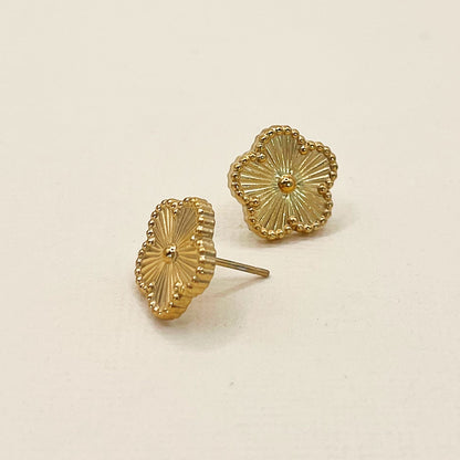 748 | MAISON FLOWER EARRINGS | GOLD
