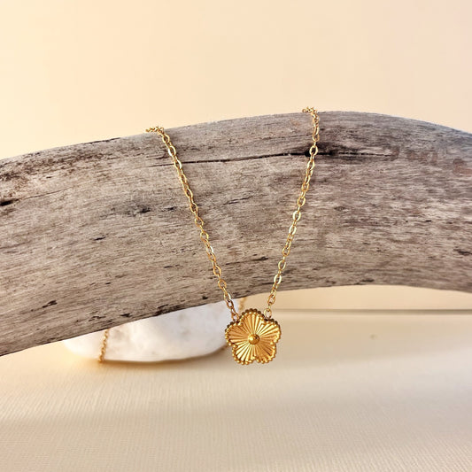 750 | MAISON FLOWER NECKLACE | GOLD