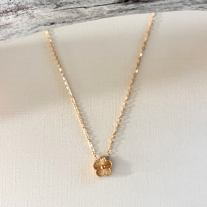 750 | MAISON FLOWER NECKLACE | GOLD