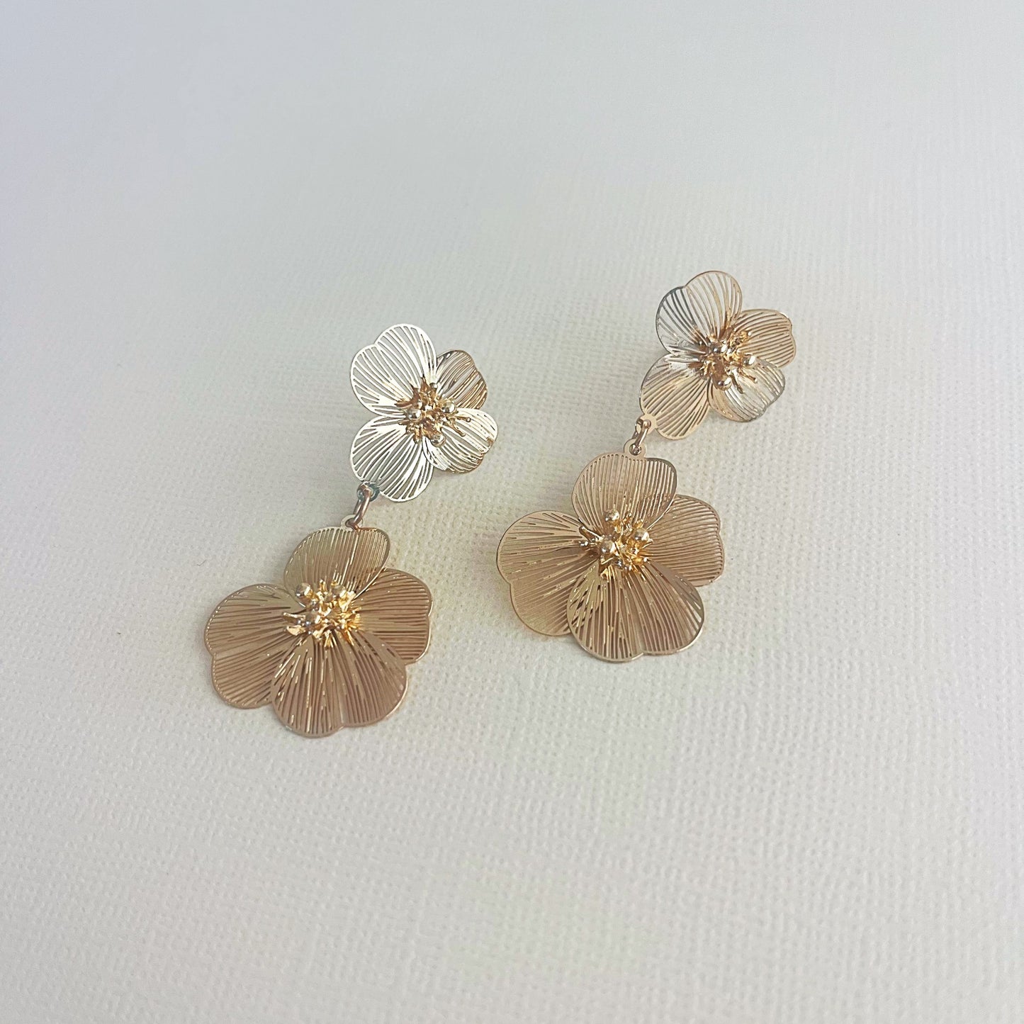711 | MINI IVANNA EARRINGS