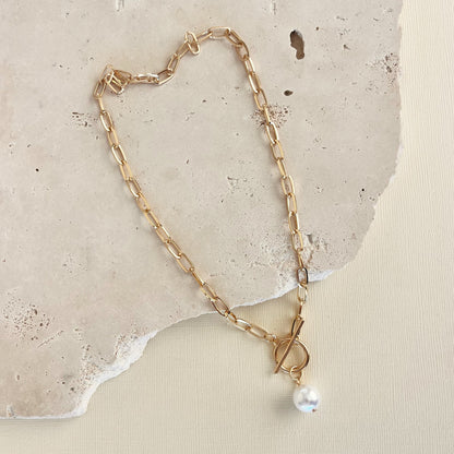 788 | NORA PEARL FOB NECKLACE | GOLD
